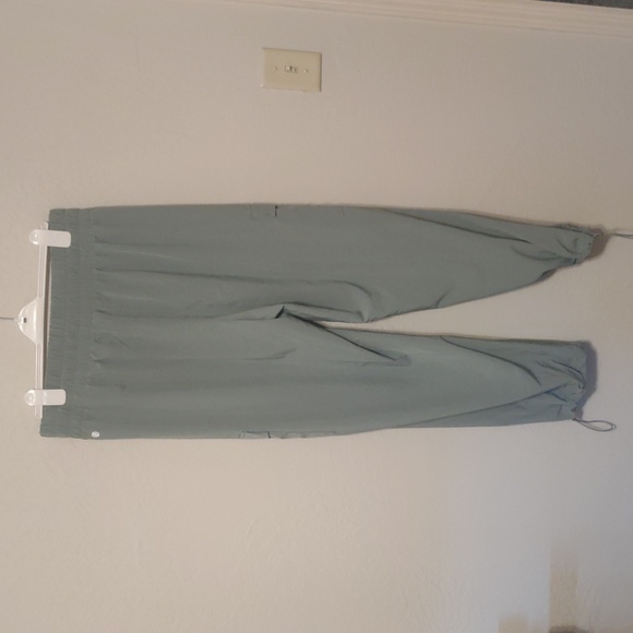 Zella Dusty Blue/Green lightweight Cargo Pants - Picture 3 of 6
